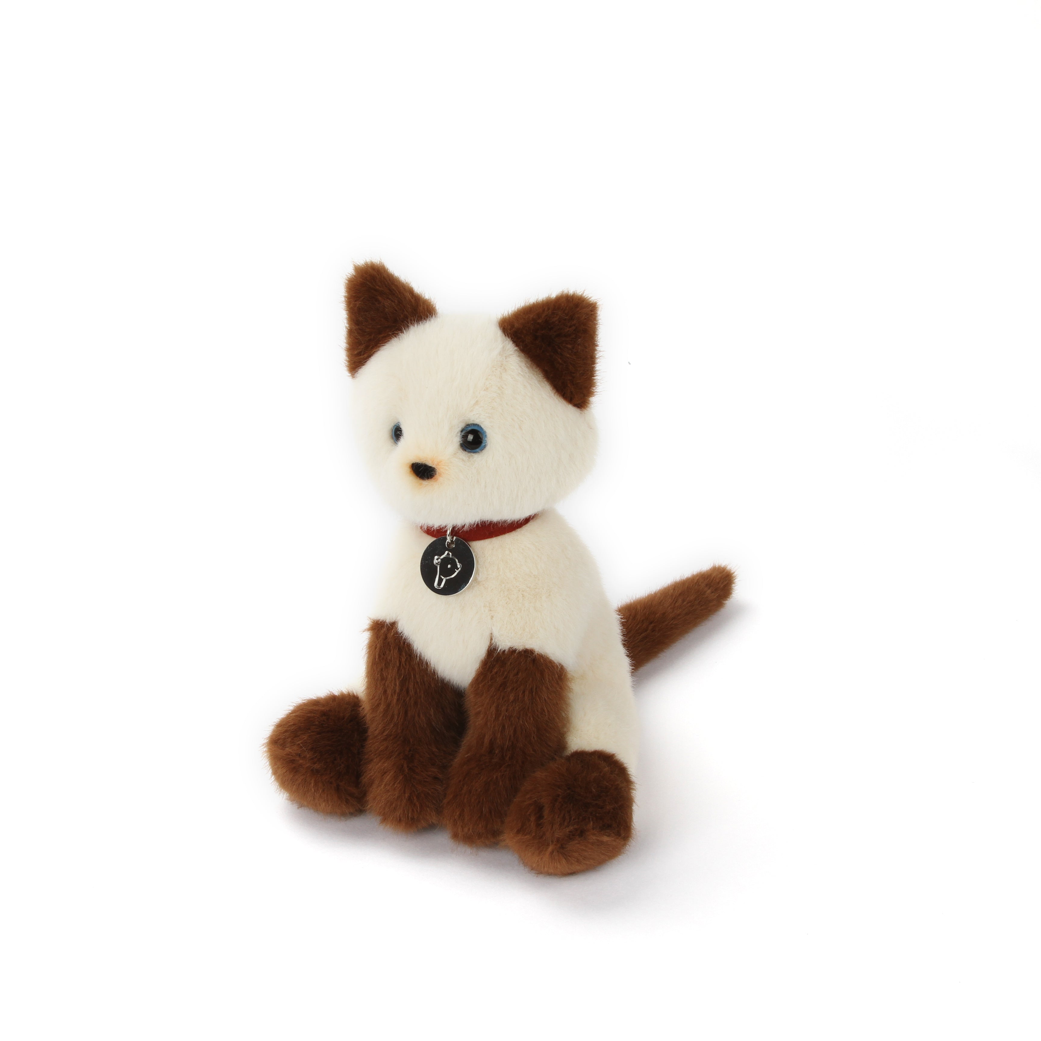 8" Sitting Left Side Mochi the Siamese Kitty with Collar, Featuring Soft Fur and an Elegant Design by Plushland.